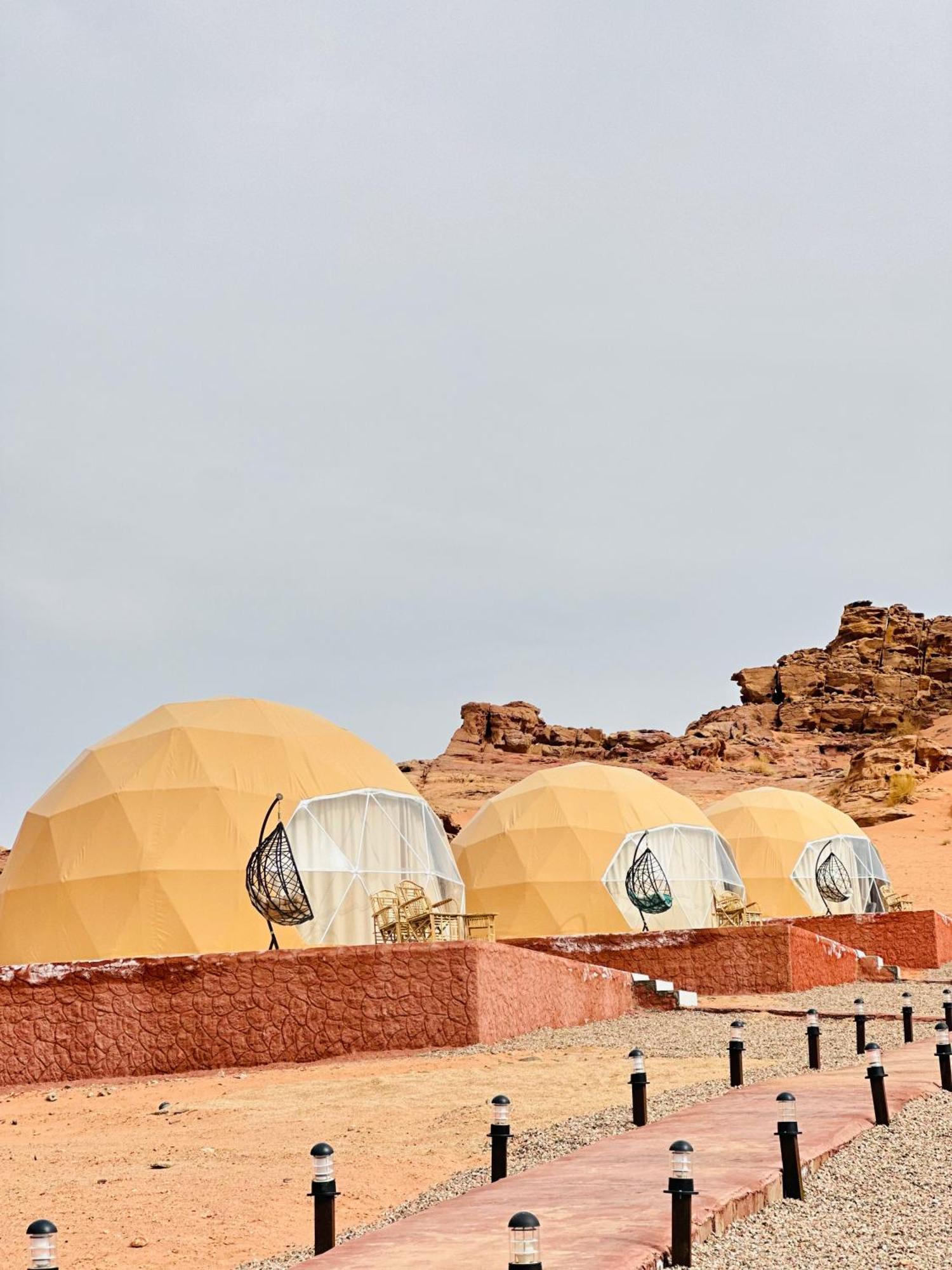 Nael Bedouin Luxury Camp Wadi Rum Exterior foto